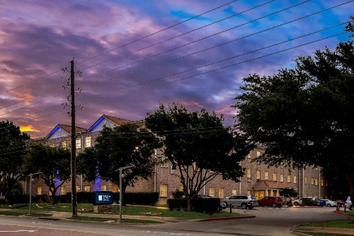 MainStay Suites - image 16