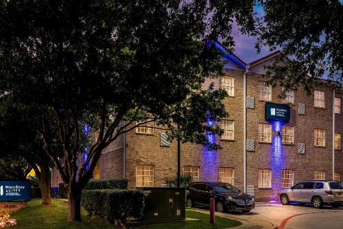 MainStay Suites - image 24