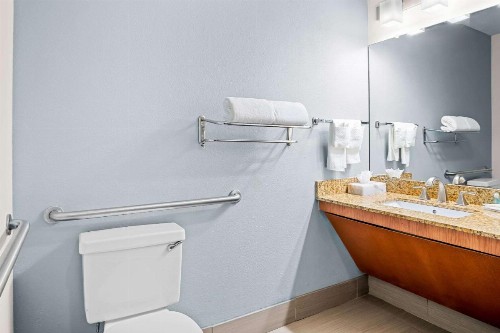 MainStay Suites - image 33