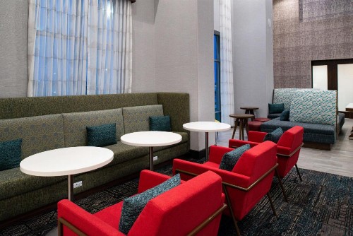 Hampton Inn & Suites Adrian MI - image 17