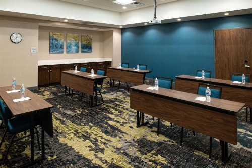 Hampton Inn & Suites Adrian MI - image 22