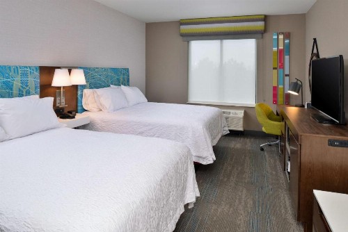 Hampton Inn & Suites Adrian MI - image 3
