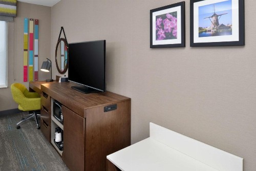 Hampton Inn & Suites Adrian MI - image 31