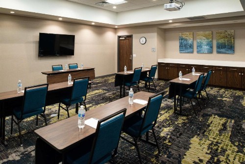 Hampton Inn & Suites Adrian MI - image 40