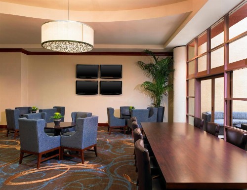 Sheraton Agoura Hills Hotel - image 22