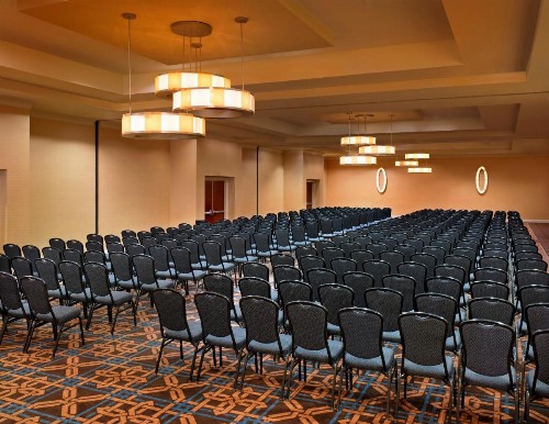 Sheraton Agoura Hills Hotel - image 25