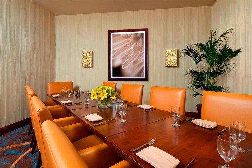 Sheraton Agoura Hills Hotel - image 38