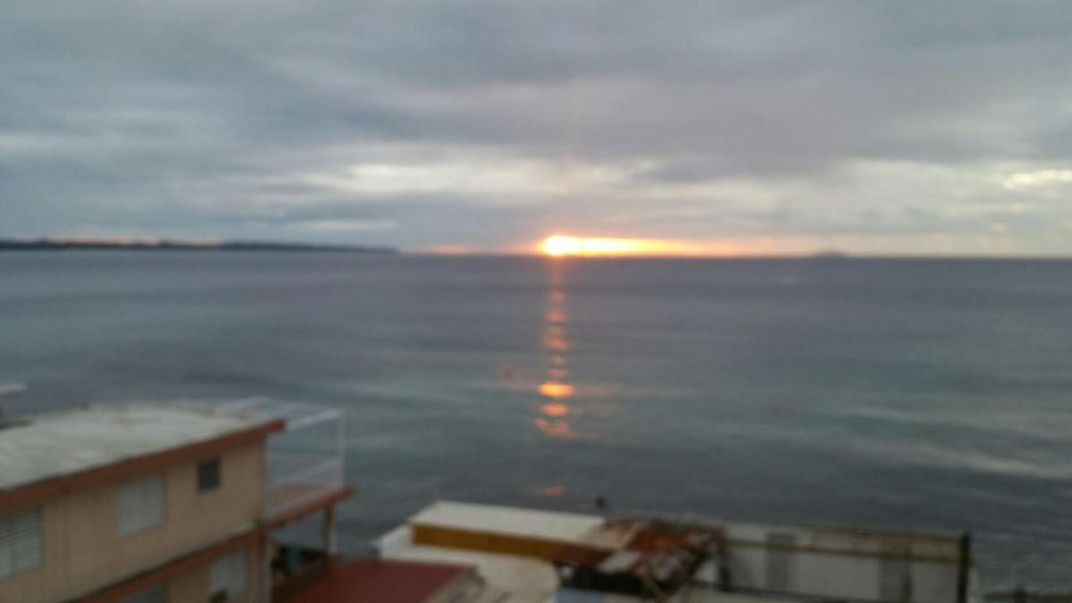 Casa de Playa (Beach House) Aguadilla - image 2