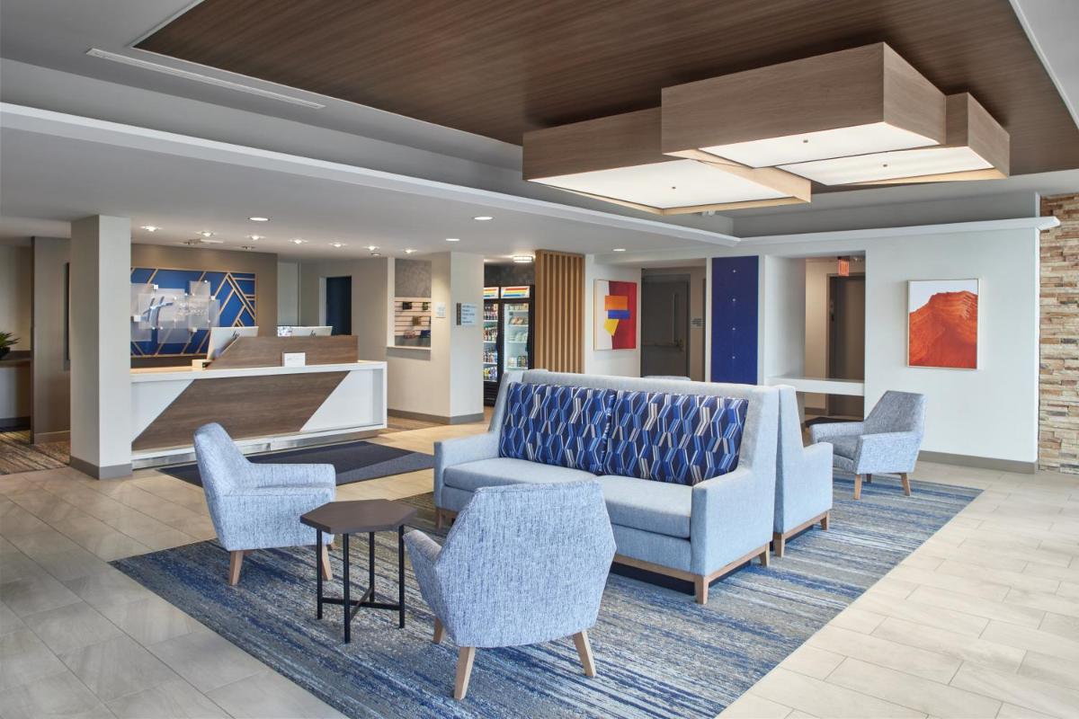 DoubleTree by Hilton Akron/Fairlawn - image 7