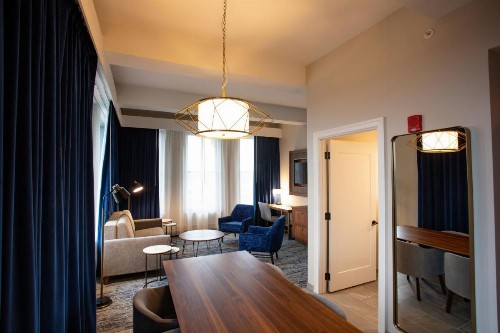 Blu-Tique Hotel - image 26