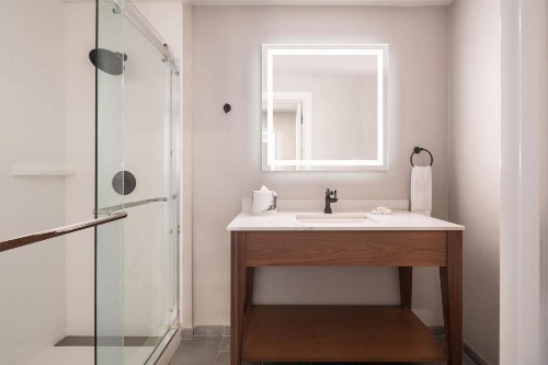 Blu-Tique Hotel - image 30