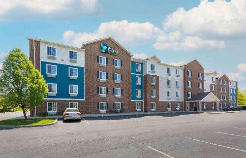 Woodspring Suites Akron