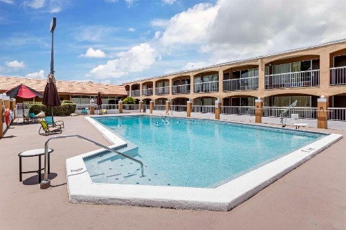 Quality Inn I-75 at Exit 399 - image 1