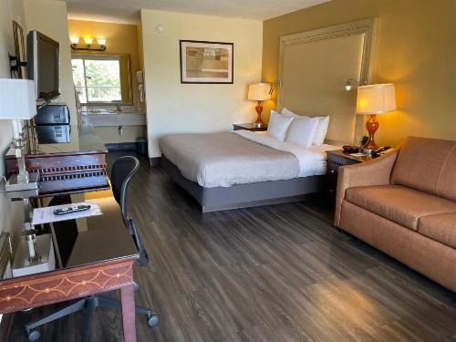 Quality Inn I-75 at Exit 399 - image 35
