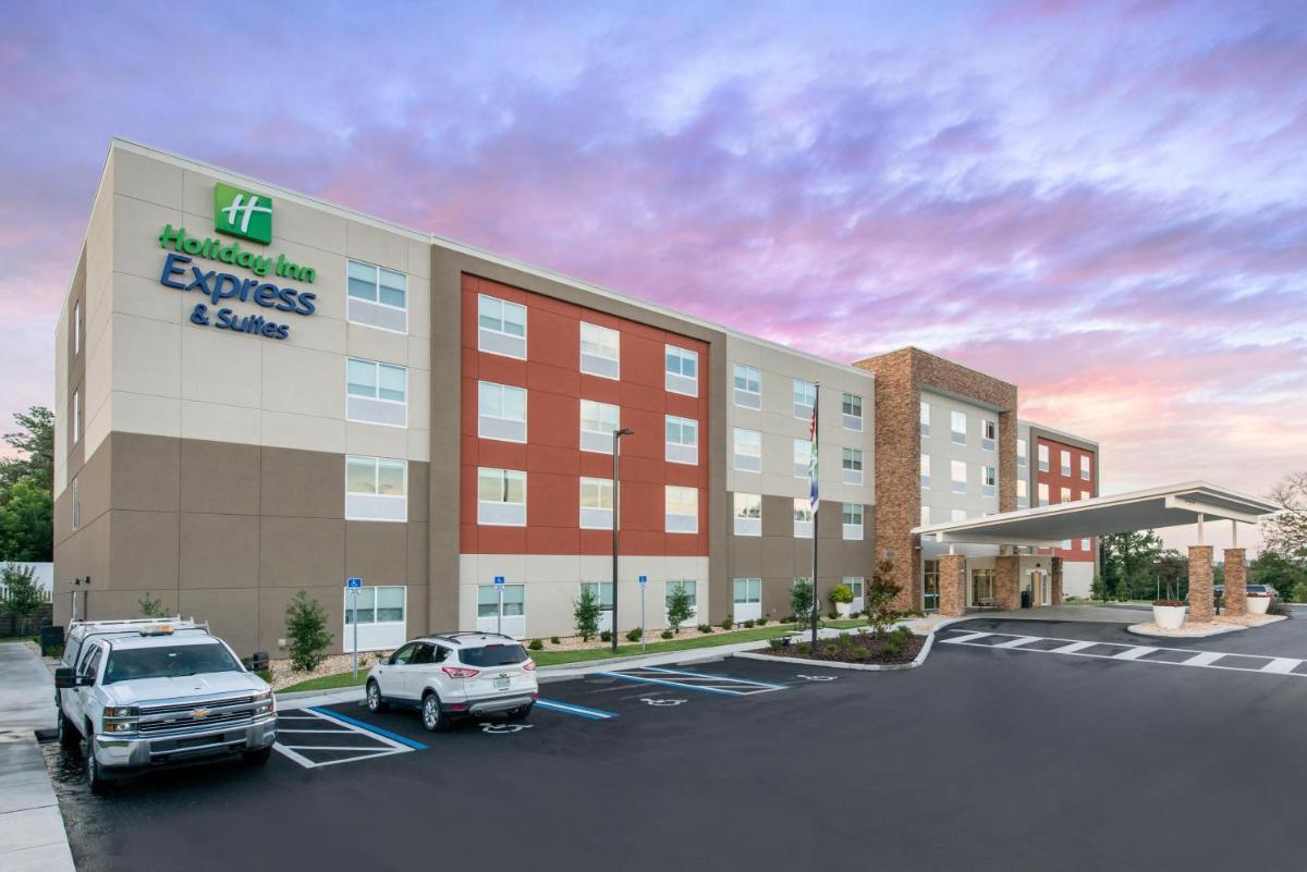 Holiday Inn Express & Suites Alachua - Gainesville Area an IHG Hotel - main image