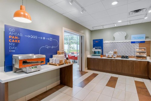 Holiday Inn Express & Suites Alachua - Gainesville Area an IHG Hotel - image 34