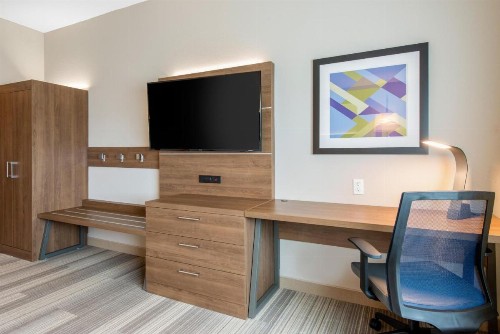 Holiday Inn Express & Suites Alachua - Gainesville Area an IHG Hotel - image 43