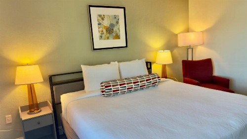 Marina Village Inn - image 11