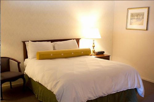 Coral Reef Inn & Condo Suites - image 12