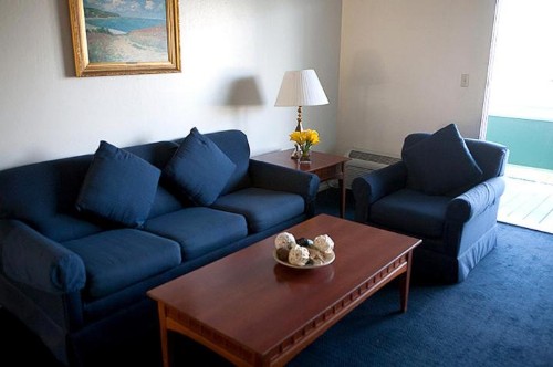 Coral Reef Inn & Condo Suites - image 14