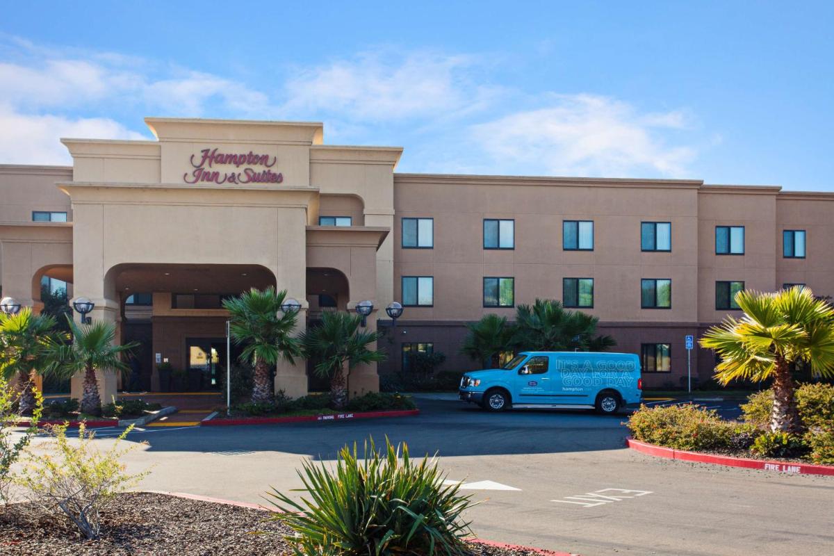 Hampton Inn & Suites Oakland Airport-Alameda - main image