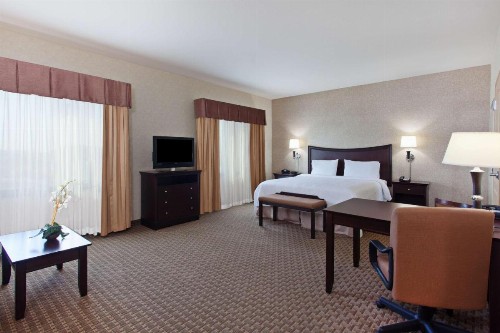 Hampton Inn & Suites Oakland Airport-Alameda - image 18
