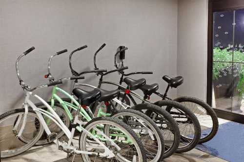 Hampton Inn & Suites Oakland Airport-Alameda - image 30