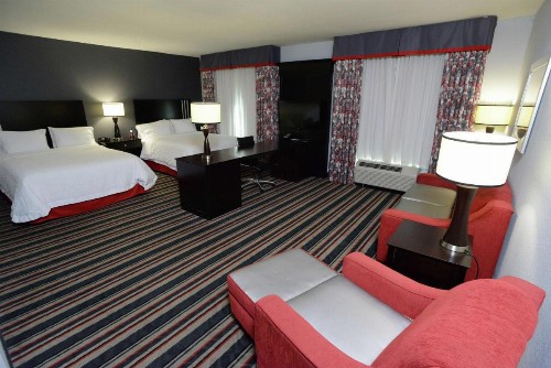 Hampton Inn & Suites Albany at Albany Mall - image 23
