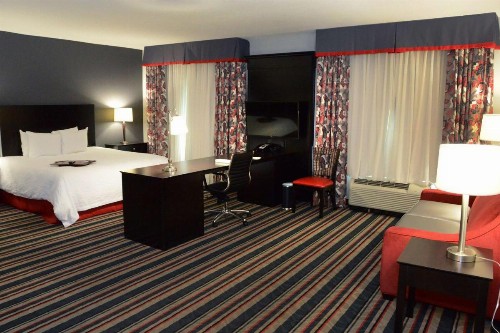 Hampton Inn & Suites Albany at Albany Mall - image 31