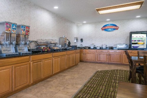 Baymont by Wyndham Albany - image 3