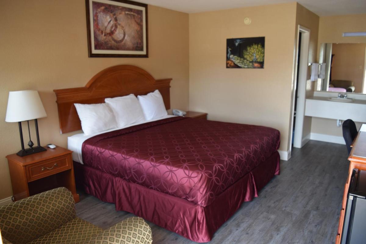 Albany Inn & RV Campground - image 3