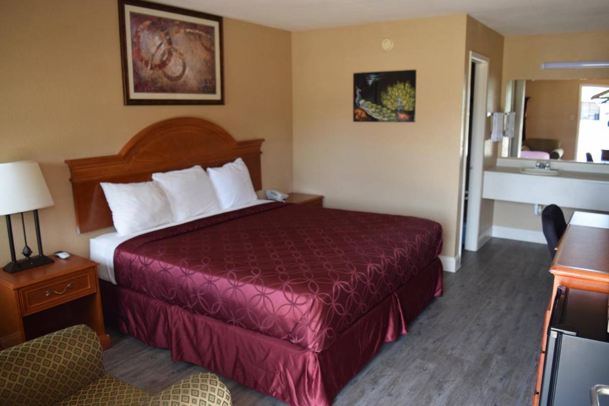 Albany Inn & RV Campground - image 6