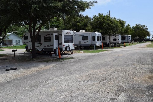 Albany Inn & RV Campground - image 7
