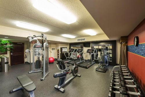 Hampton Inn & Suites Albany-Downtown - image 11