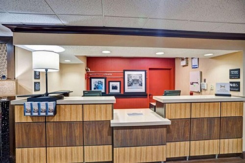 Hampton Inn Albany-Wolf Road - image 18