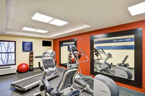 Hampton Inn Albany-Wolf Road - image 23