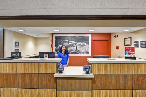 Hampton Inn Albany-Wolf Road - image 5