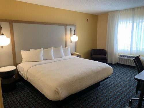 Fairfield Inn by Marriott Albany University Area - image 23