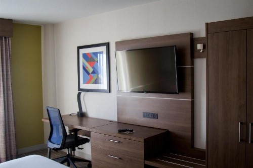 Holiday Inn Express Albany Downtown an IHG Hotel - image 16