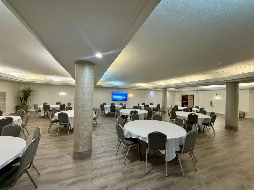 Holiday Inn Express Albany Downtown an IHG Hotel - image 21