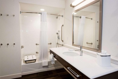 Hampton Inn Albany-Western Ave/University Area NY - image 16