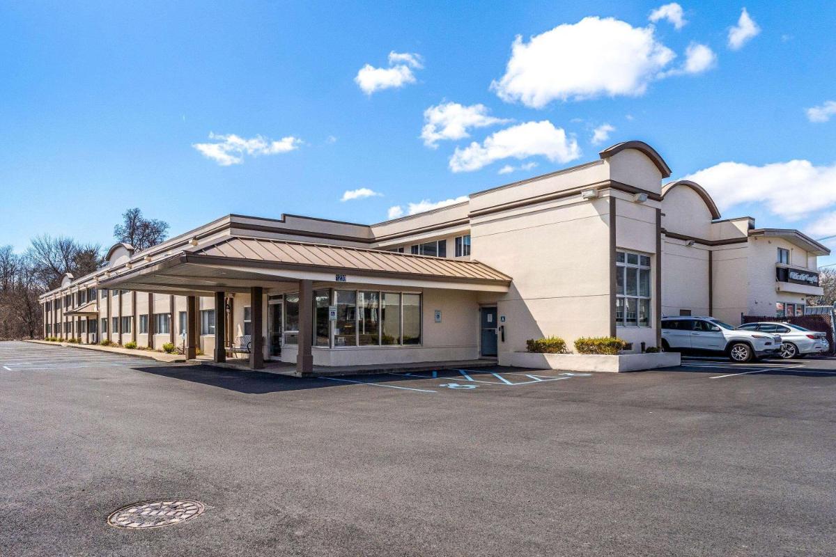 Days Inn by Wyndham Albany SUNY - main image