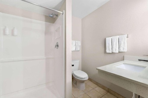 Days Inn by Wyndham Albany SUNY - image 22