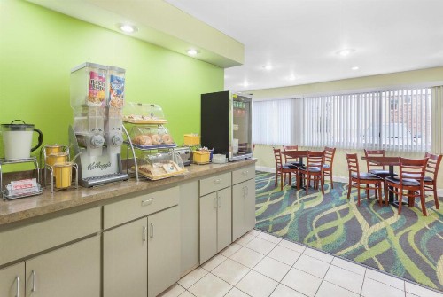 Days Inn by Wyndham Albany SUNY - image 27