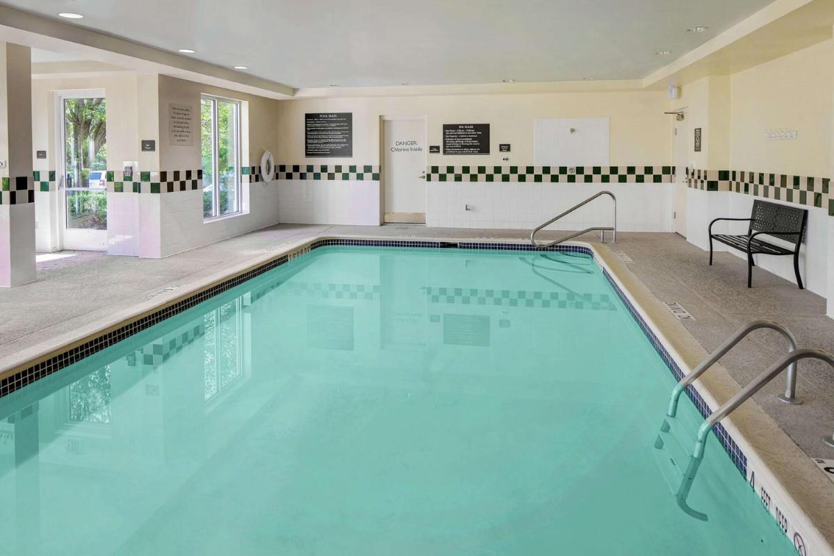 Hilton Garden Inn Albany Airport - image 2