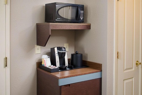 Hilton Garden Inn Albany Airport - image 31