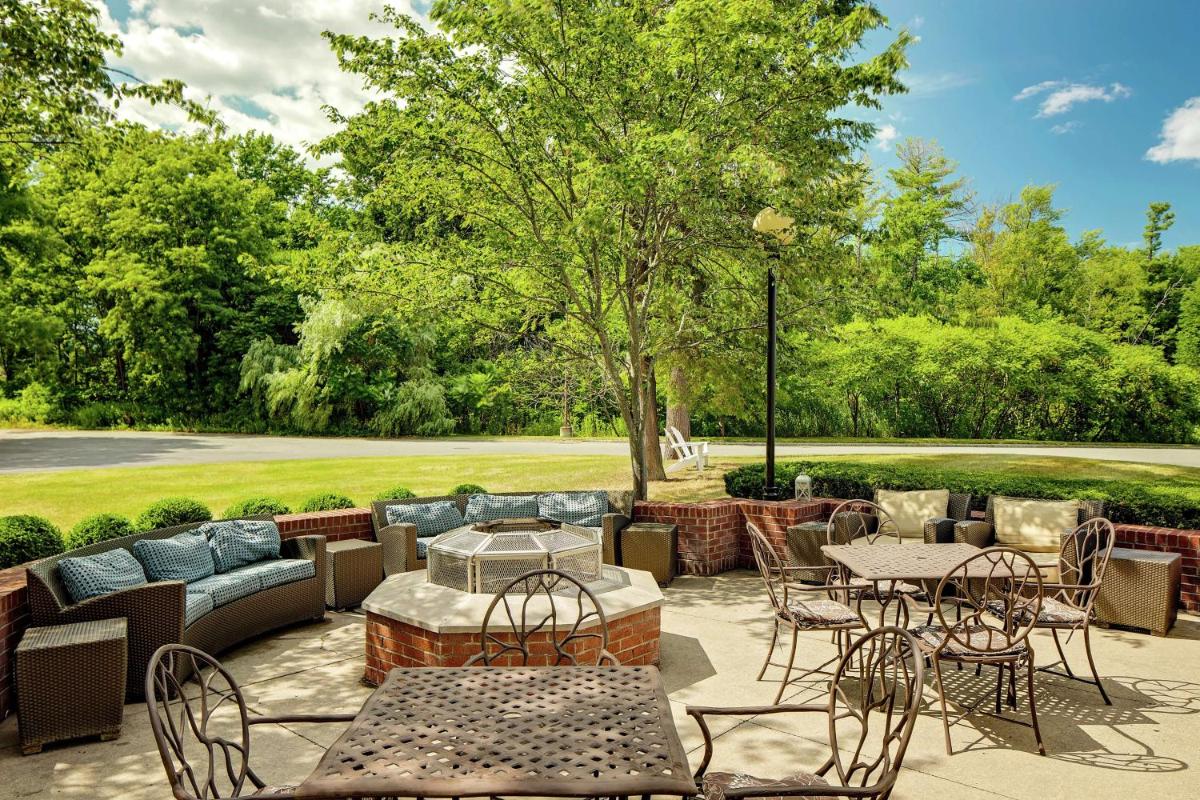 Hilton Garden Inn Albany Airport - image 5