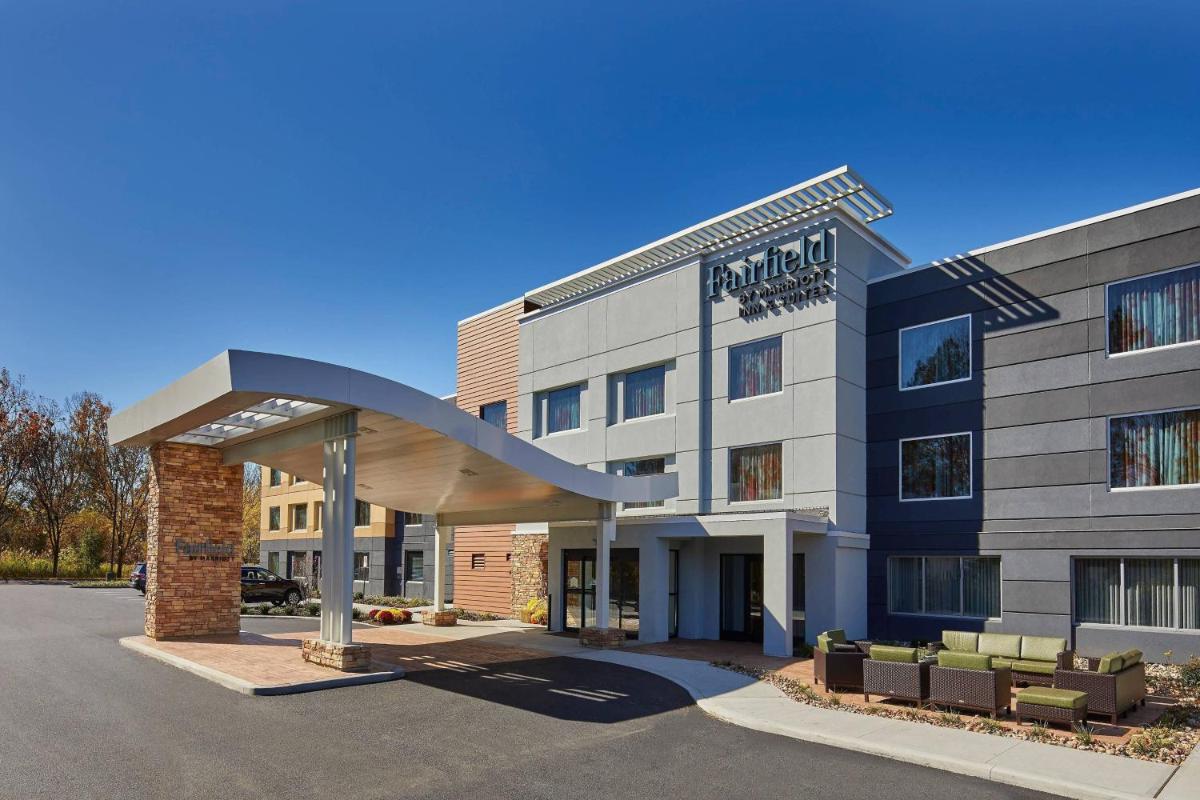 Fairfield Inn & Suites by Marriott Albany Airport - main image