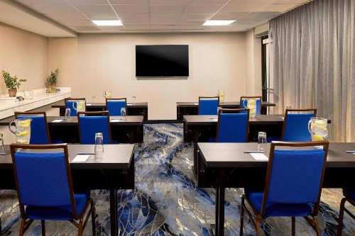 Fairfield Inn & Suites by Marriott Albany Airport - image 17