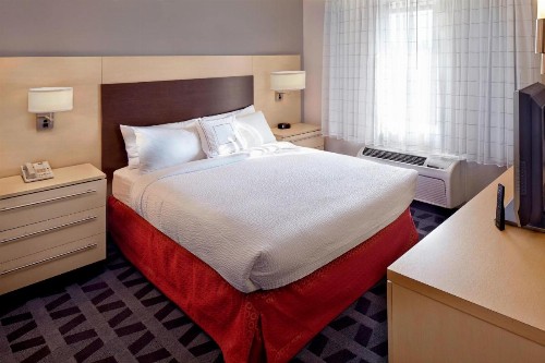 TownePlace Suites by Marriott Albany Downtown/Medical Center - image 11